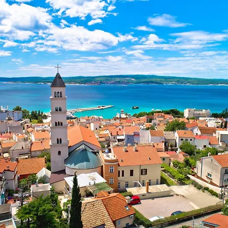 In 41215 * 德拉马利